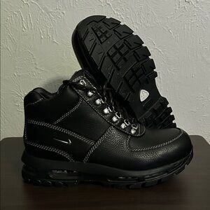 Nike Air Max GOADOME Premium